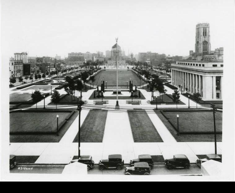 A black and white elevated view of the plaza.