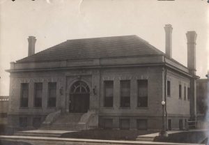 Hawthorne Branch building, 1915
