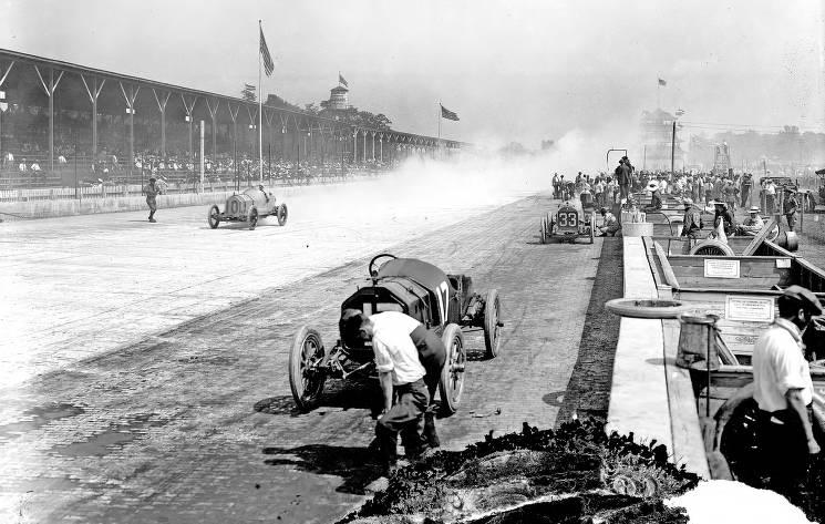 indianapolis-500-mile-race-3-cropped.jpg