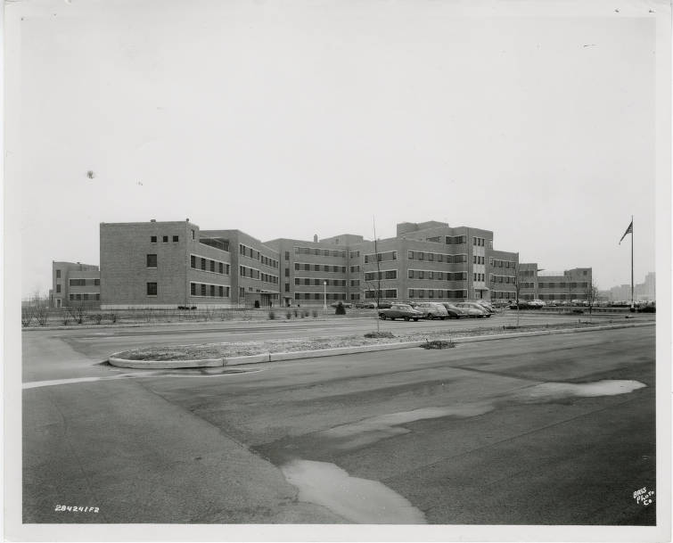 A sprawling brick hospital building
