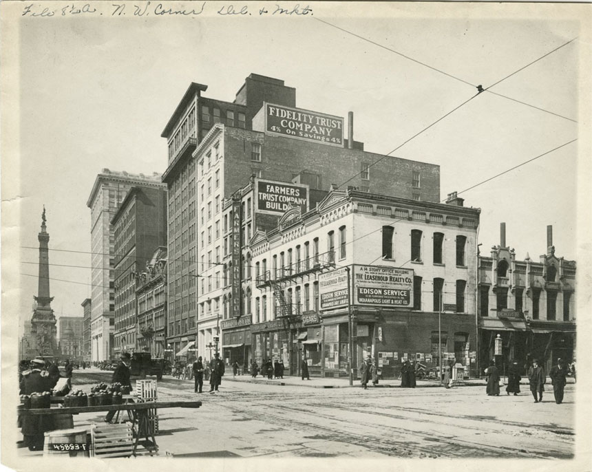 East Market Street scene looking west towards Monument Circle, including the Farmers Trust Company and other buildings, where Hoosier Group artists had studios, 1916.  Bass Photo Co Collection, Indiana Historical Society
