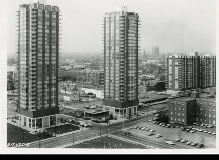 riley-towers-under-construction-ca-1961-1-cropped.jpg