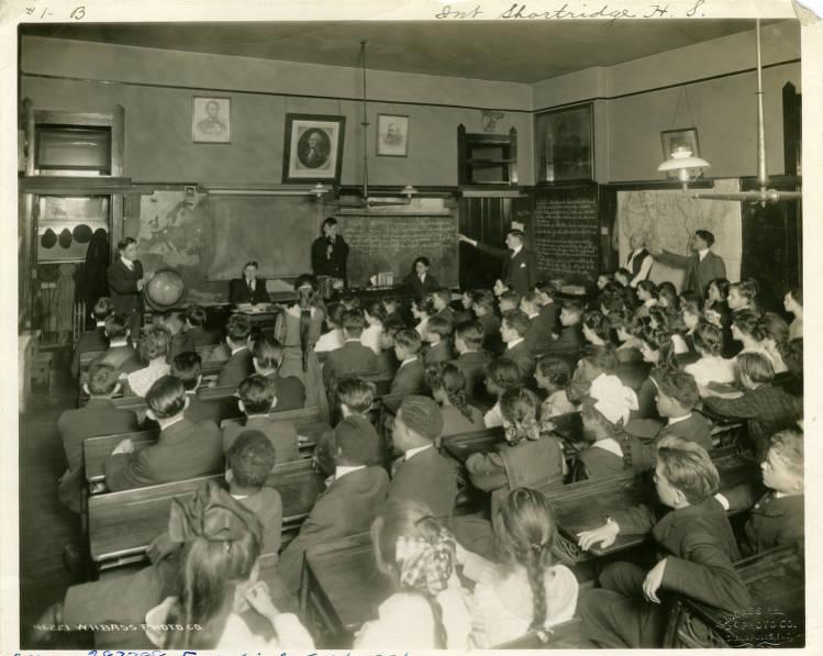 school-15-class-photo-ca-1900s-13-cropped.jpg