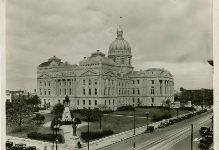 Aerial view of the Indiana State House.