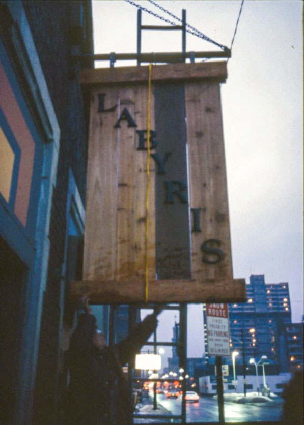  Labyris 